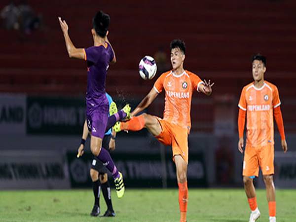 Bóng đá Việt Nam 3/11: HLV Park dự khán trận SLNA vs Bình Dương