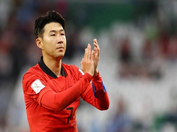 Tin bóng đá ngày 25/11: Son Heung-min xin lỗi sau trận hòa Uruguay