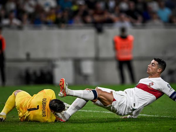 Ronaldo lỡ cơ hội gặp lại đối thủ